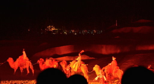 【中國甘肅省】絲路,華山12天之旅Day8:敦煌鳴沙山月牙泉