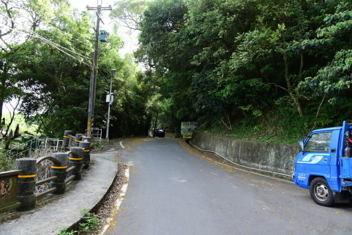 【台北市內湖區】碧山巖,白石湖吊橋,白石湖同心池,碧山露營場 【台北市內湖區】碧山巖,白石湖吊橋,白石湖同心池,碧山露營場