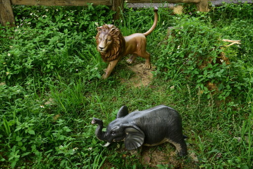 【台北市內湖區】碧山巖,白石湖吊橋,白石湖同心池,碧山露營場 【台北市內湖區】碧山巖,白石湖吊橋,白石湖同心池,碧山露營場