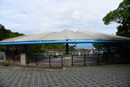 【台北市內湖區】碧山巖,白石湖吊橋,白石湖同心池,碧山露營場 【台北市內湖區】碧山巖,白石湖吊橋,白石湖同心池,碧山露營場