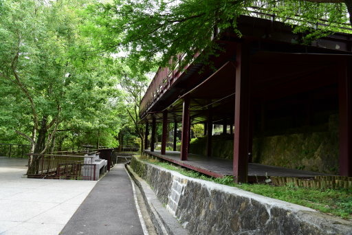 【台北市內湖區】碧山巖,白石湖吊橋,白石湖同心池,碧山露營場 【台北市內湖區】碧山巖,白石湖吊橋,白石湖同心池,碧山露營場