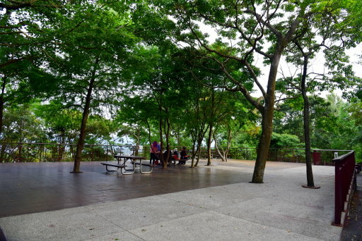 【台北市內湖區】碧山巖,白石湖吊橋,白石湖同心池,碧山露營場 【台北市內湖區】碧山巖,白石湖吊橋,白石湖同心池,碧山露營場