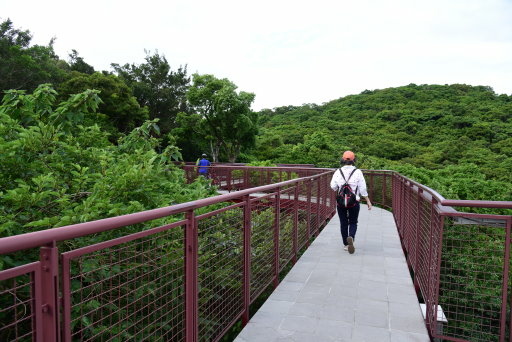 【台北市內湖區】碧山巖,白石湖吊橋,白石湖同心池,碧山露營場 【台北市內湖區】碧山巖,白石湖吊橋,白石湖同心池,碧山露營場