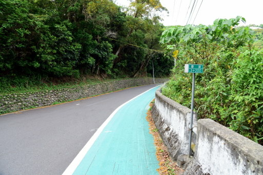 【台北市內湖區】碧山巖,白石湖吊橋,白石湖同心池,碧山露營場 【台北市內湖區】碧山巖,白石湖吊橋,白石湖同心池,碧山露營場