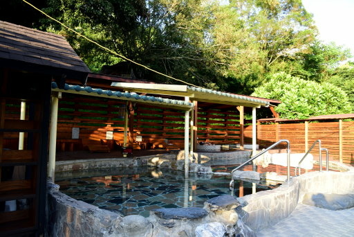 【花蓮玉里】安通溫泉飯店,巧遇溫泉季點燈儀式(花蓮3日遊之7 【花蓮玉里】安通溫泉飯店,巧遇溫泉季點燈儀式(花蓮3日遊之7