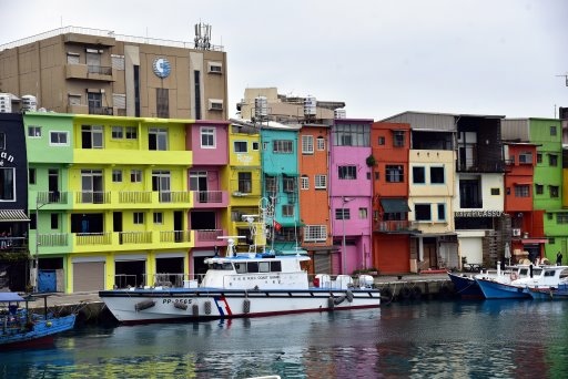 【基隆市中正區,仁愛區】正濱漁港彩色屋,阿根納造船廠,梓桑古
