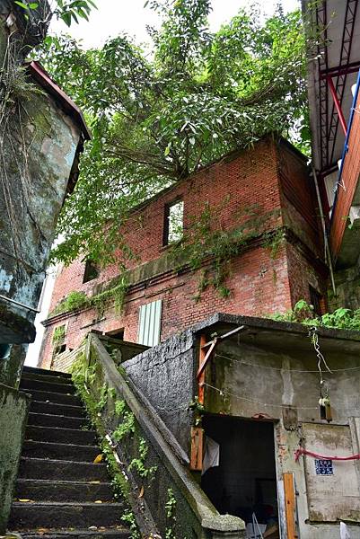 【基隆市中正區,仁愛區】正濱漁港彩色屋,阿根納造船廠,梓桑古