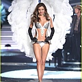 miranda-kerr-victorias-secret-fashion-show-2012-01