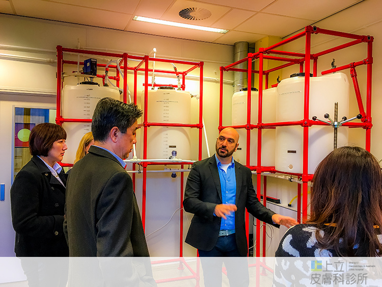 新Ellansé 洢蓮絲少女針PolycaprolactonePCL膠原增生劑洢蓮絲上立皮膚科林上立洢蓮絲拉提上立皮膚科 費用 林上立 價格 林上立 評價 液態拉皮上立提 液態拉皮 推薦液態拉皮Ellanse洢蓮絲易麗適依戀詩聚己內酯少女計劃03.jpg 新Ellansé 洢蓮絲少女針PolycaprolactonePCL膠原增生劑洢蓮絲上立皮膚科林上立洢蓮絲拉提上立皮膚科 費用 林上立 價格 林上立 評價 液態拉皮上立提 液態拉皮 推薦液態拉皮Ellanse洢蓮絲易麗適依戀詩聚己內酯少女計劃03.jpg