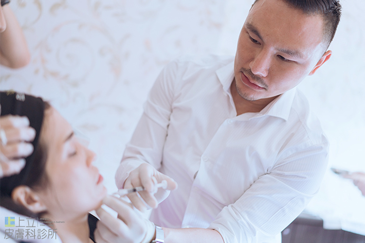 IMCAS上立醫生液態拉皮上立提Ellansé 洢蓮絲少女針PolycaprolactonePCL膠原增生劑易麗適依戀詩聚己內酯05.jpg IMCAS上立醫生液態拉皮上立提Ellansé 洢蓮絲少女針PolycaprolactonePCL膠原增生劑易麗適依戀詩聚己內酯05.jpg