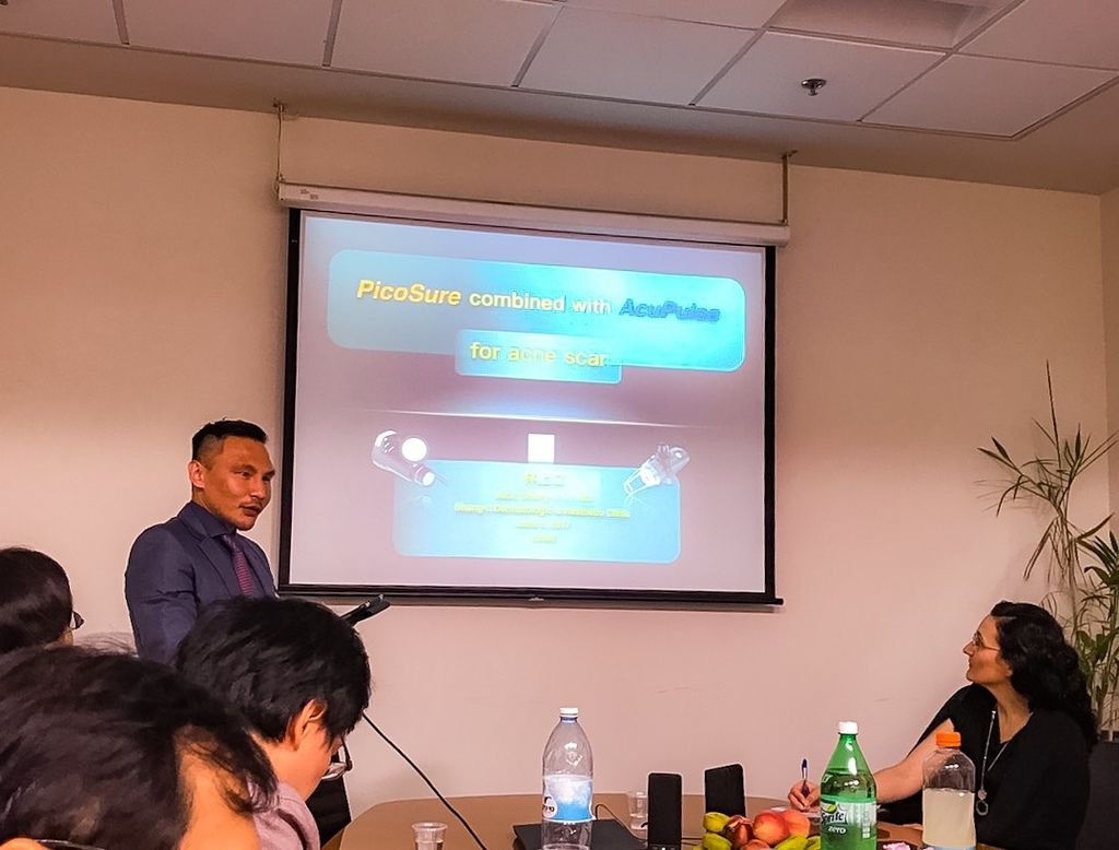 二氧化碳飛梭雷射痘疤凹疤縮毛孔精點飛梭雷射co2飛梭雷射價格co2飛梭雷射術後保養co2飛梭pttco2雷射原理co2雷射術後保養二氧化碳雷射費用eco2飛梭新式co2飛梭雷射eco2飛梭雷射副作用林上立上立皮膚科診所推薦醫師19.JPG 二氧化碳飛梭雷射痘疤凹疤縮毛孔精點飛梭雷射co2飛梭雷射價格co2飛梭雷射術後保養co2飛梭pttco2雷射原理co2雷射術後保養二氧化碳雷射費用eco2飛梭新式co2飛梭雷射eco2飛梭雷射副作用林上立上立皮膚科診所推薦醫師19.JPG