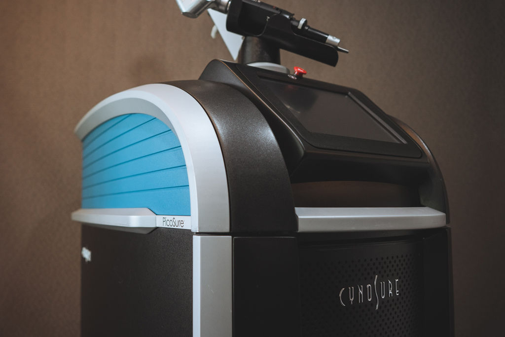 AcuPulse超脈衝雷射二氧化碳飛梭雷射痘疤凹疤縮毛孔PicoSure755皮秒雷射蜂巢透鏡755蜂巢皮秒雷射03.jpg AcuPulse超脈衝雷射二氧化碳飛梭雷射痘疤凹疤縮毛孔PicoSure755皮秒雷射蜂巢透鏡755蜂巢皮秒雷射03.jpg