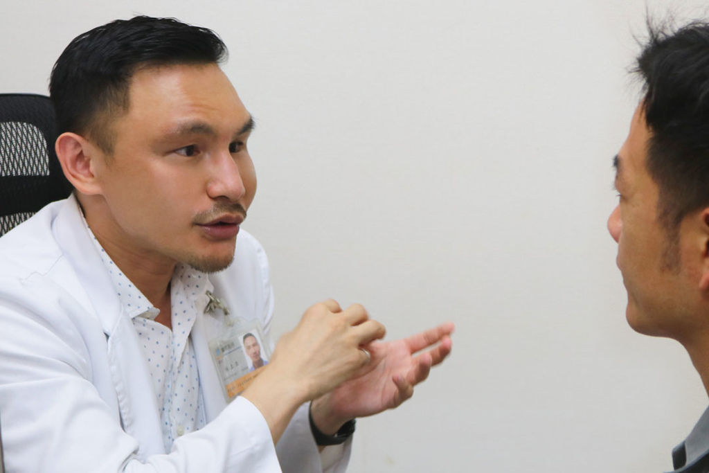 AcuPulse超脈衝雷射二氧化碳飛梭雷射痘疤凹疤縮毛孔PicoSure755皮秒雷射蜂巢透鏡755蜂巢皮秒雷射06.jpg AcuPulse超脈衝雷射二氧化碳飛梭雷射痘疤凹疤縮毛孔PicoSure755皮秒雷射蜂巢透鏡755蜂巢皮秒雷射06.jpg