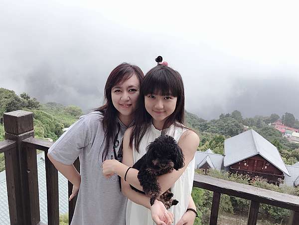清境寵物民宿 帶著毛小孩去旅行 清境普羅旺斯玫瑰莊園歐式鄉村田園風 樂樂小公主 痞客邦