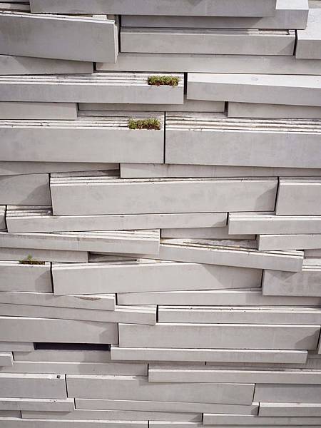 ChartierDalix_BLG_vue_de_la_façade_habitée©david_Foessel.jpg ChartierDalix_BLG_vue_de_la_façade_habitée©david_Foessel.jpg