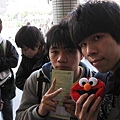 1445223172-q_2.jpg