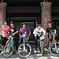 1445223260-我們征服了這條山路~~.jpg