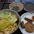 1445223266-豐富的午餐唷~~.jpg