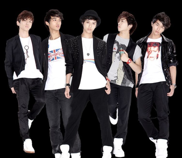 shinee-images_16901.jpg