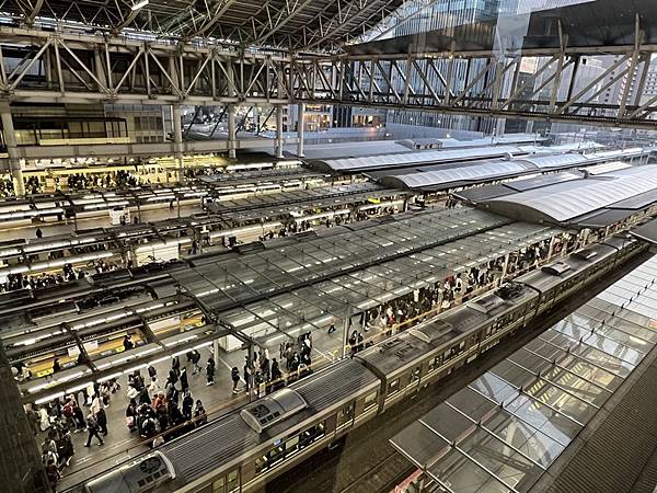 回到梅田車站，準備Shopping。