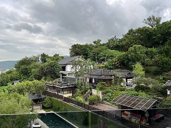 旁邊就是北投文物館。