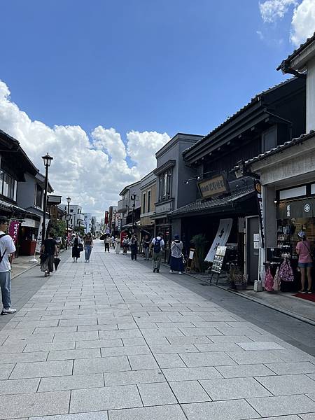 隨手拍的街景。