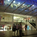 旁邊就是Siam Discovery Centre