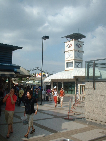 逛不完的Chatuchak Weekend Market
