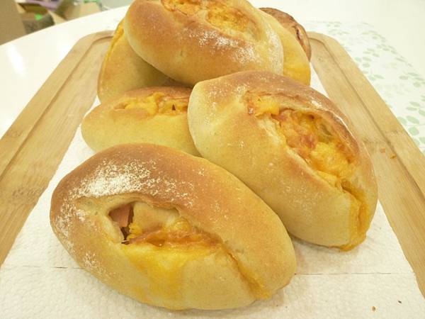 切達洋蔥火腿麵包 (2)