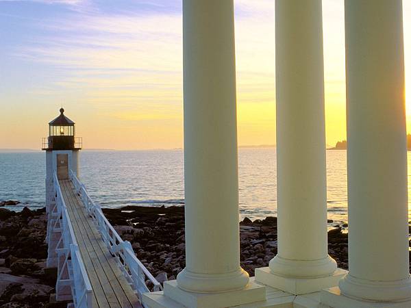 Lighthouse at Sunset, Marshall Point, Maine.jpg