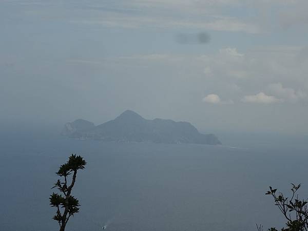 遙望龜山島