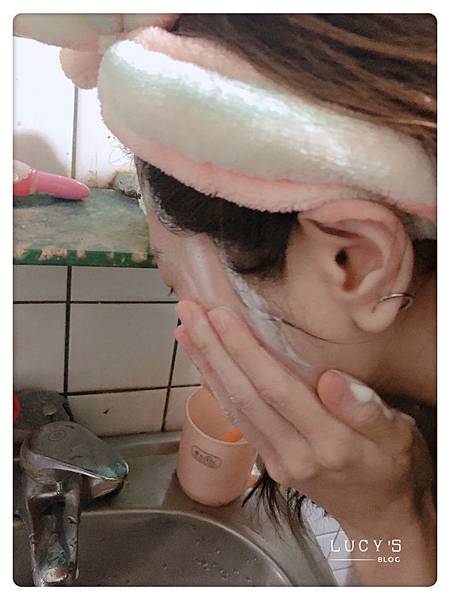 女人知己試用大隊,BIOCROWN百匡植萃竹炭控油潔顏皂,百匡植萃茶樹精油清新皂,竹炭控油,茶樹精油