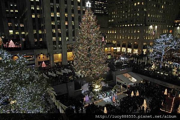 new-york-christmas-tree-lighting-nabe9tn0.jpg