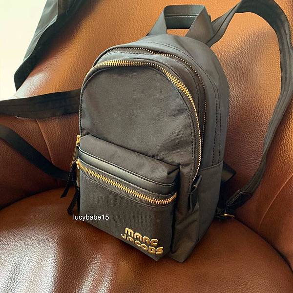 CBB6CA8F-0F0D-4E35-821D-AD5BB6F79BC0