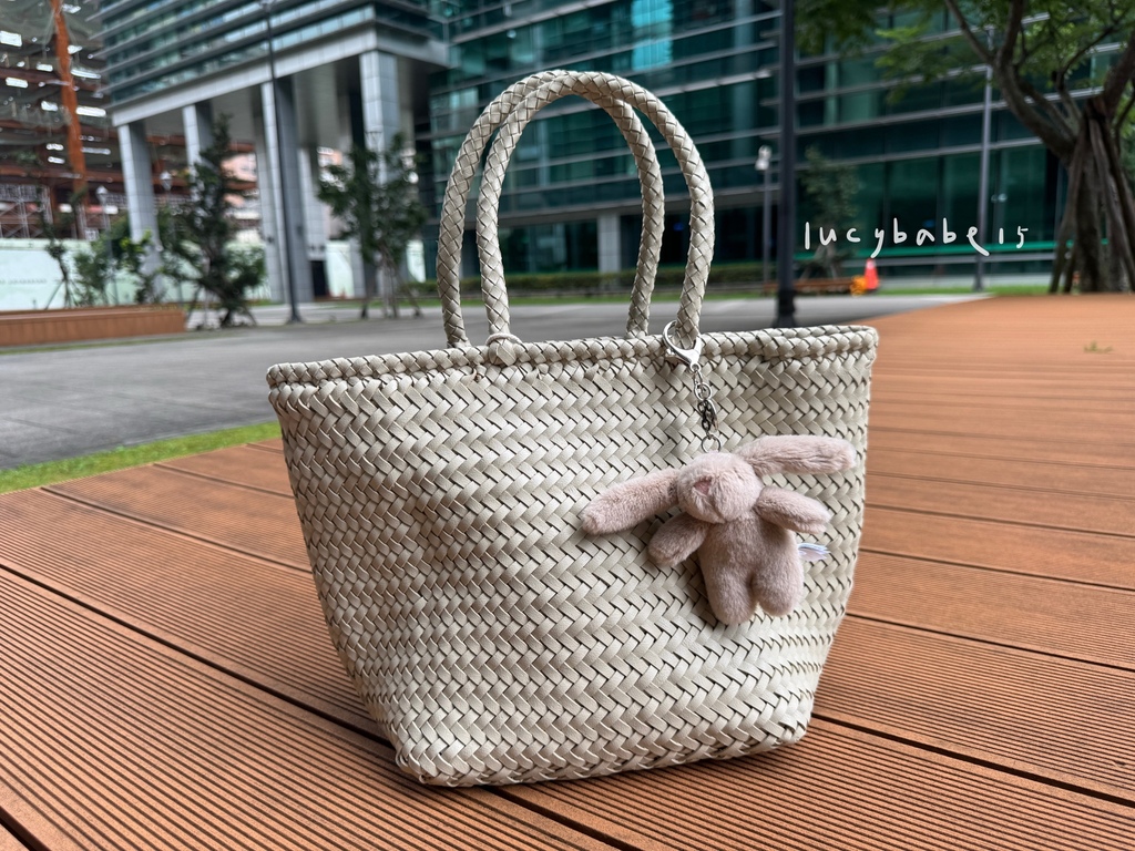 /tmp/phprHX79s /tmp/phprHX79s