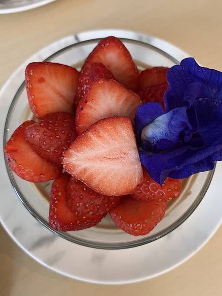 草莓酒鬼提拉米蘇