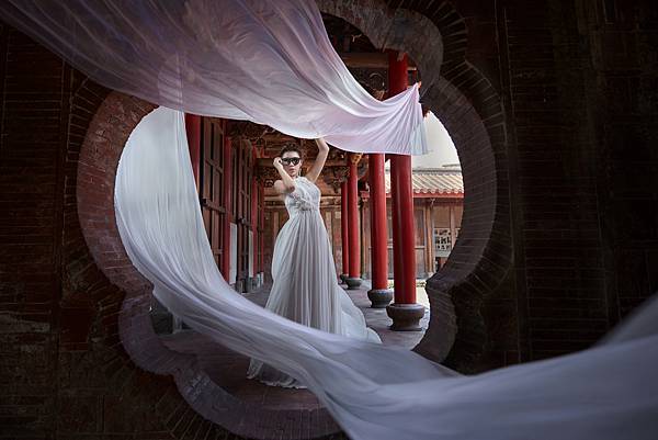 傳統+時尚婚紗照-台中旋轉木馬婚紗拍攝
