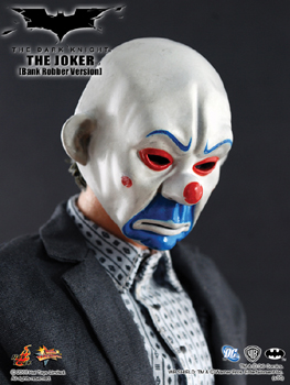 16 TDK_The Joker (Bank Robber