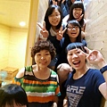 有朋遠方 一群大學新鮮人 A group of fresh ladies of college  鹿谷故事館背包客棧溪頭民宿 LuguStoryHouse Hostel