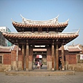 龍山寺山門