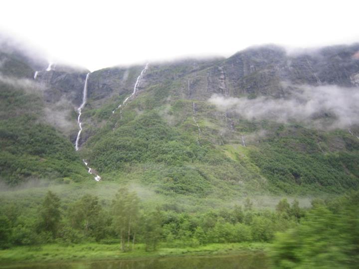 37.jpg 37.jpg