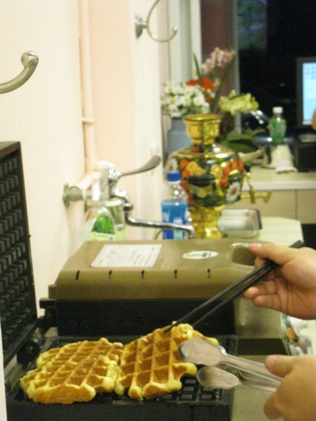 Chef's Waffle 201008.jpg Chef's Waffle 201008.jpg