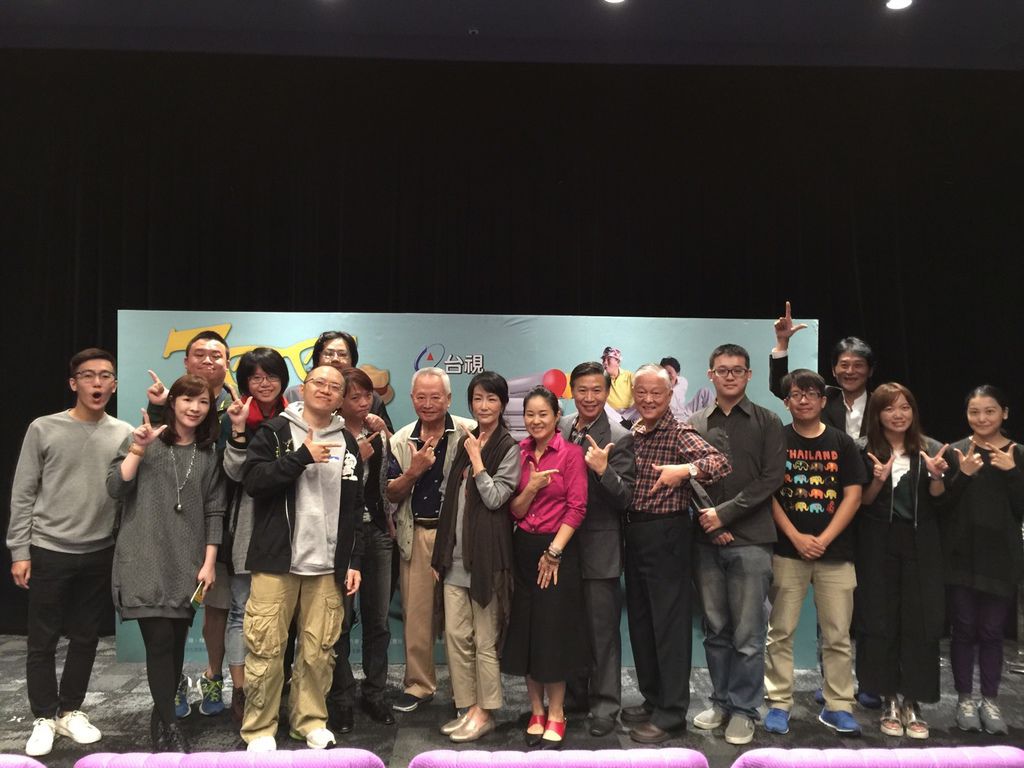 大合照1.jpg 大合照1.jpg