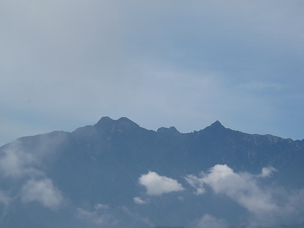 20100620金柑樹山眺望玉山群峰