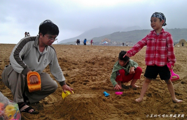 福隆海水浴場：2013 福隆國際沙雕藝術季，風雨無阻玩沙趣！