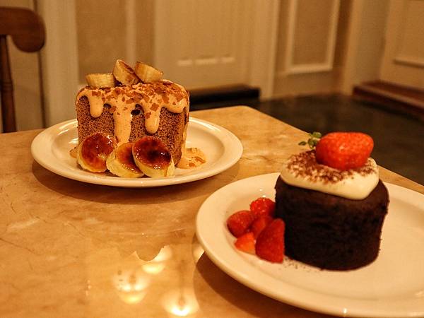 RAN CAFÉ藝廊般的歐式古典風格咖啡廳,甜點高水準呈現