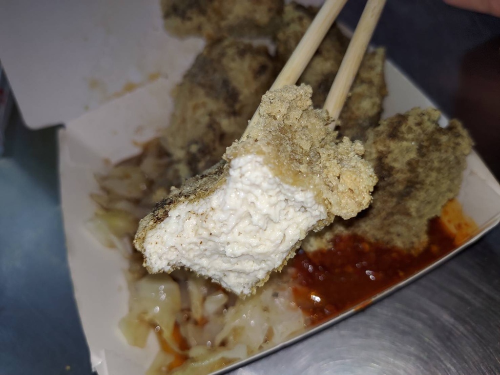 【台中|沙鹿】​​​​一派胡塩酵素臭豆腐│酥脆外皮，Q彈的豆