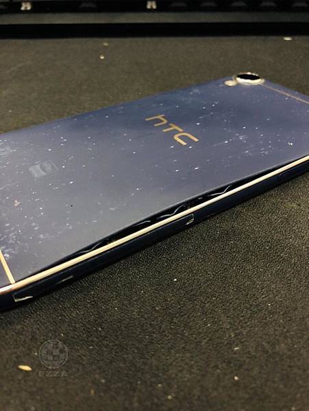 HTC D10 電池膨脹.jpg HTC D10 電池膨脹.jpg