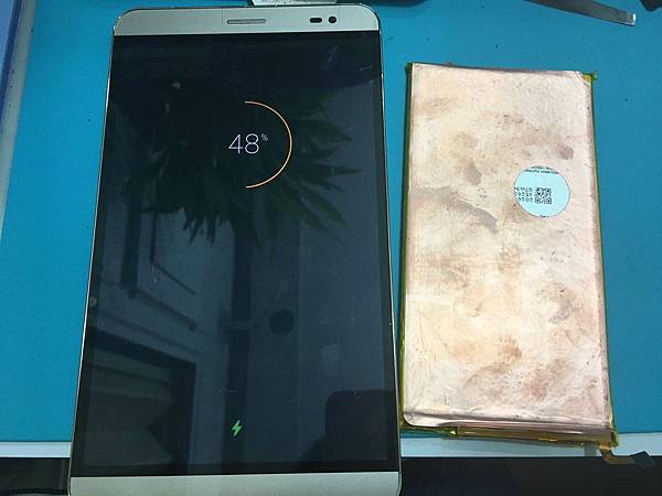 華為X2換電池 .jpg 華為X2換電池 .jpg