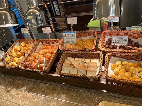 札幌 vessel inn中島公園 自助生魚片丼早餐